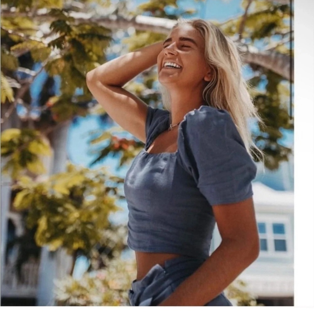 Abercrombie & Fitch Blue Square Neck Linen Blend Smocked Back Boho Cropped Top